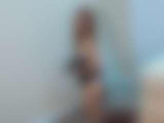 Live cam show with Nicole-Alllen - Public on https://playwithruby.com