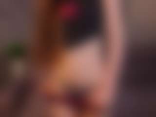 Live cam show with Nicole-Alllen - Brown Hair on Dolls Live