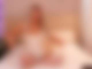 Live cam show with Ophelia-Presley - Skinny on Camsoda