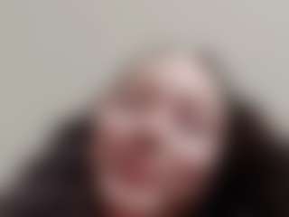 Live cam show with RoseannSchoenberger - Squirt Young Adult on Hubzter Live