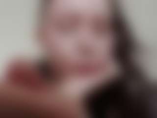 Live cam show with RoseannSchoenberger - Brown Eyes Teen (18+) on Camsoda