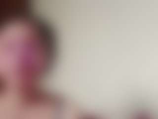 RoseannSchoenberger's Live Sex Cam Show