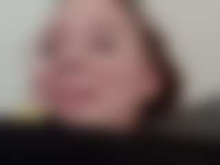 Live cam show with RoseannSchoenberger - Body Massage on madthumbs