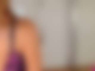 Live cam show with Saphira-Flame - Ass Clapping on SpankPalCams