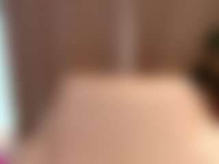 Live cam show with Saphira-Flame - Dirty Talk on Camsoda