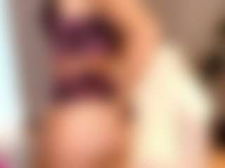 Live cam show with Saphira-Flame - Dirty Talk on Camsoda