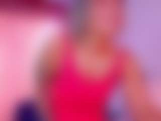 Live-camshow met SashaKlein - Nora op Camsoda
