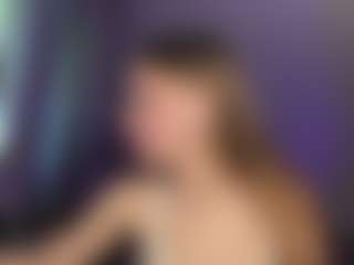 Live cam show with Kaya - College Teen (18+) on Camsoda