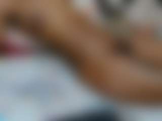 SweetLira's Live Sex Cam Show