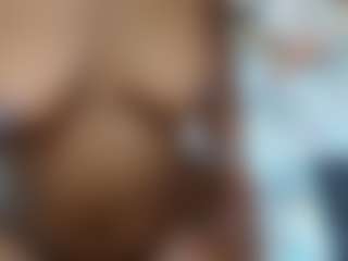 SweetLira's Live Sex Cam Show