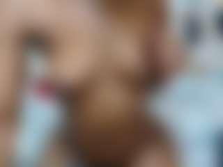 SweetLira's Live Sex Cam Show