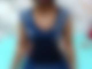 SweetLira's Live Sex Cam Show
