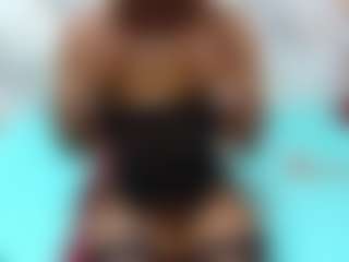 SweetLira's Live Sex Cam Show