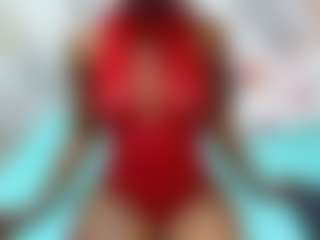 SweetLira's Live Sex Cam Show