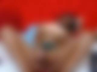 SweetLira's Live Sex Cam Show