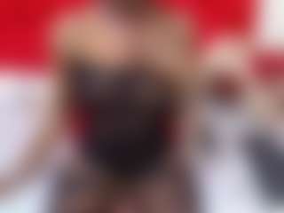 SweetLira's Live Sex Cam Show