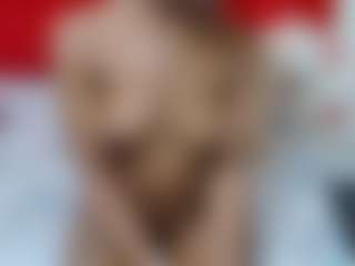 SweetLira's Live Sex Cam Show
