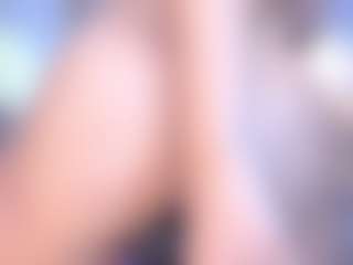 Live cam show with AliceBoomx - Latina Mature on CamwithHer | colombia