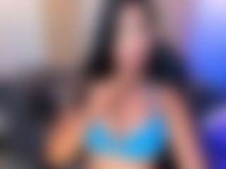 Live cam show with AliceBoomx - Bedroom Big Tits on Camsoda