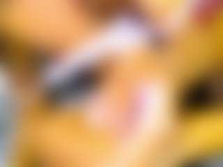 Aliceloveah's Live Sex Cam Show