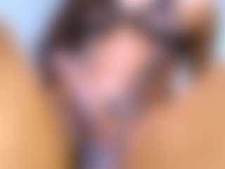Aliceloveah's Live Sex Cam Show