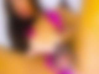 Live cam show with Aliceloveah - Small Tits on Camsoda