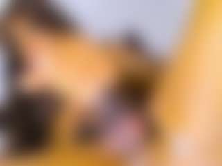 Aliceloveah's Live Sex Cam Show