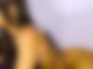 Live cam show with Aliceloveah - Black on Cam Slut