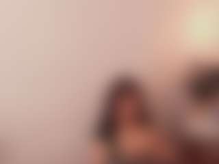 Live cam show with Allia Moon - Red Hair on nudelive.tv