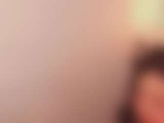 Allia Moon's Live Sex Cam Show