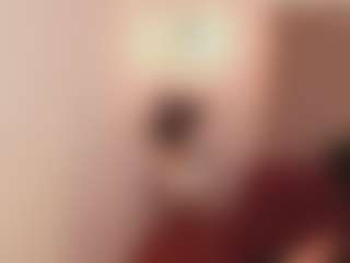 Live cam show with Allia Moon - Bedroom on Camsoda