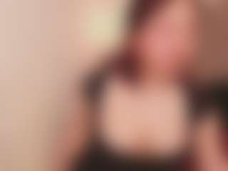 Allia Moon's Live Sex Cam Show