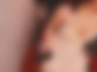 Live cam show with Allia Moon - White Curvy on Camsoda | colombia