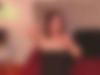 Live cam show with Allia Moon - Sexy on livesuperchat.net