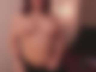 Allia Moon's Live Sex Cam Show
