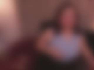 Live cam show with Allia Moon - Colombia Young Adult on Dolls Live