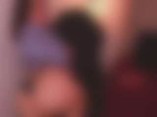 Allia Moon's Live Sex Cam Show