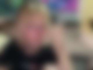 Live cam show with IeshaMatsuda - Brown Eyes on fapnchat
