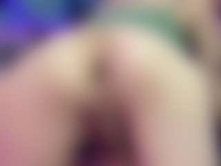 IeshaMatsuda's Live Sex Cam Show