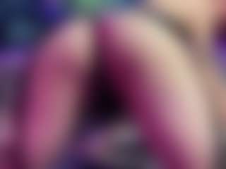 IeshaMatsuda's Live Sex Cam Show