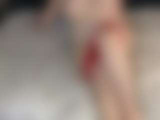 Live cam show with Laminel-Cassia - Blonde Hair on livesuperchat.net
