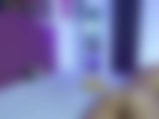 Live cam show with Laramucci - Hairy Pussy BBW on Dare Cams