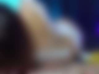 Live cam show with Laramucci - Big Ass on Camsoda