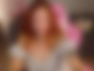 Live cam show with lisaaxfox - Green Eyes on 1on1-livenow