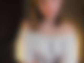 Mia's Live Sex Cam Show