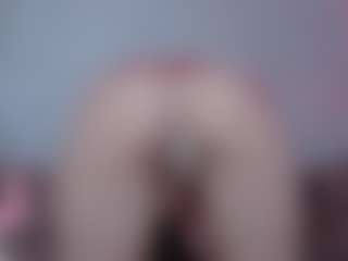 Mia's Live Sex Cam Show