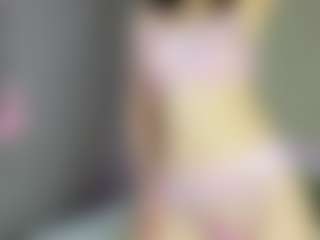 Mia's Live Sex Cam Show