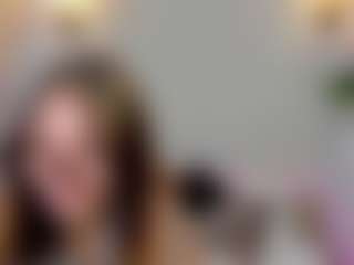 Live cam show with Mia - Upskirt on PervPlay.com
