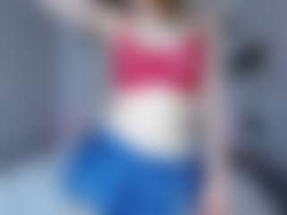 Live cam show with Mia - Thin on SmokeAndPoke