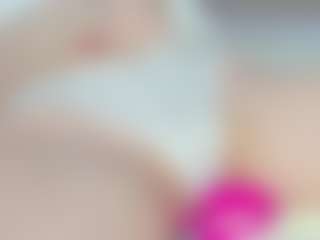 Live cam show with Mia - Striptease on Milfs Live